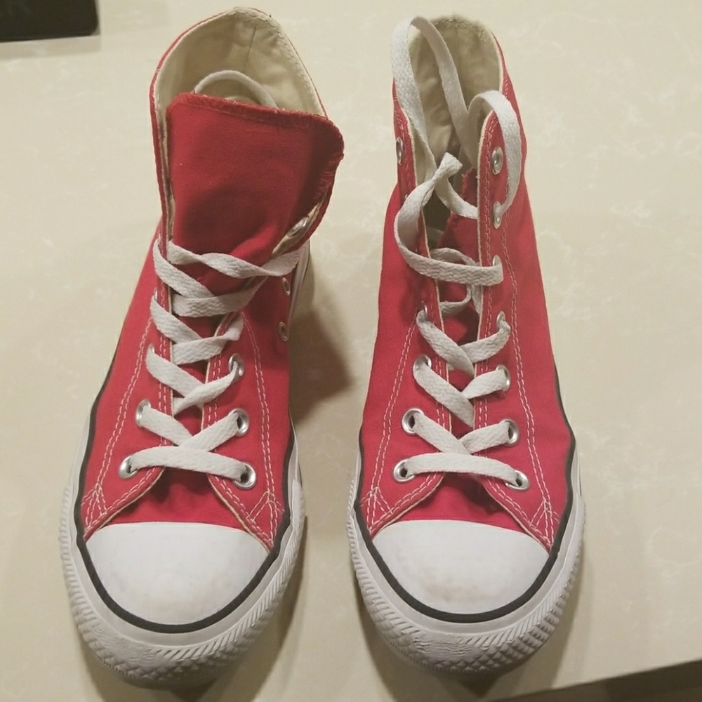 Red Converse